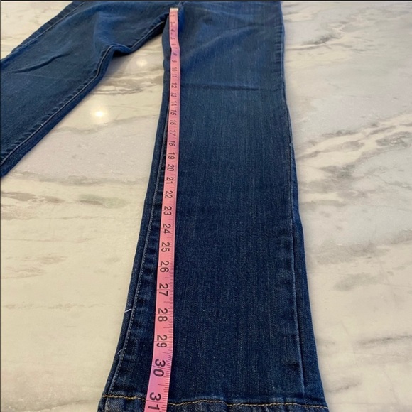 Kut from the Kloth jeans - Picture 6 of 8